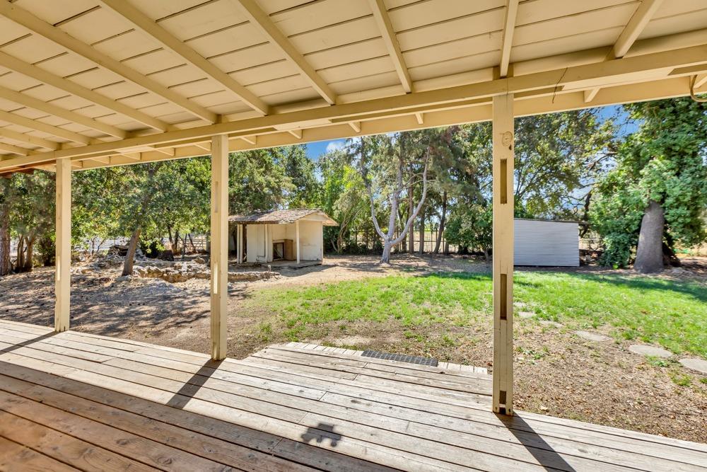 2515 Davis Road