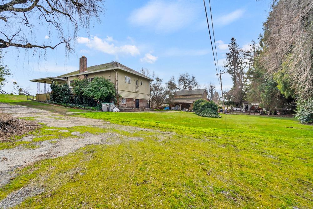 33490 S River Road