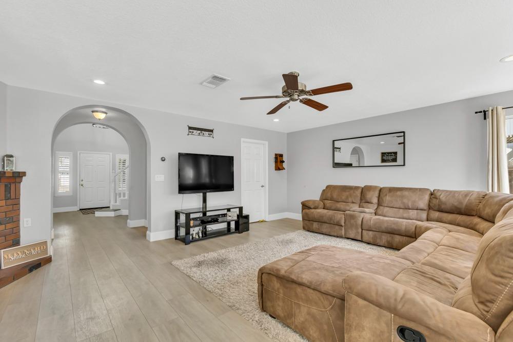 3079 Nancy Lane