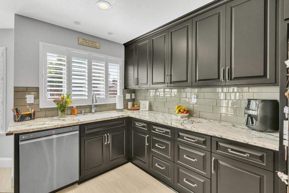 3079 Nancy Lane