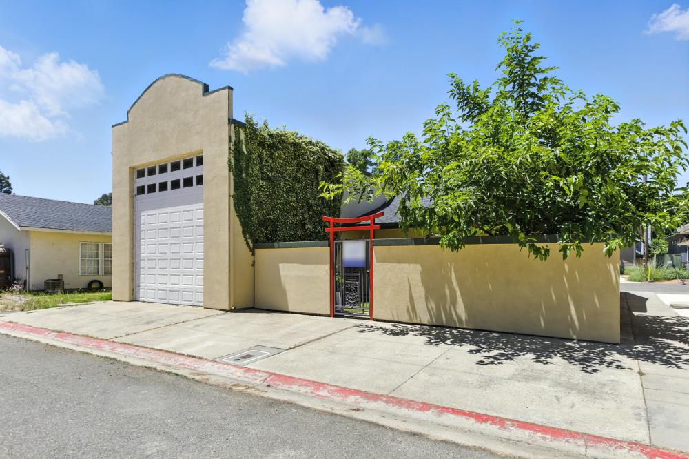 14153 Dye Street