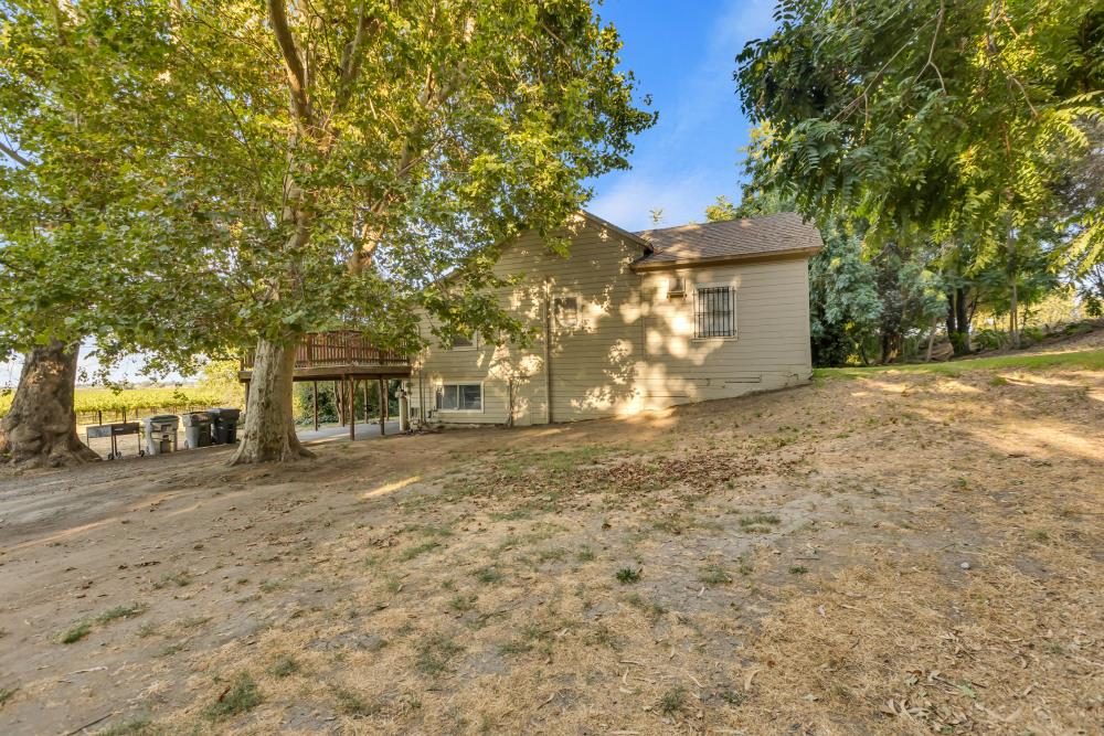 53140 S River Road