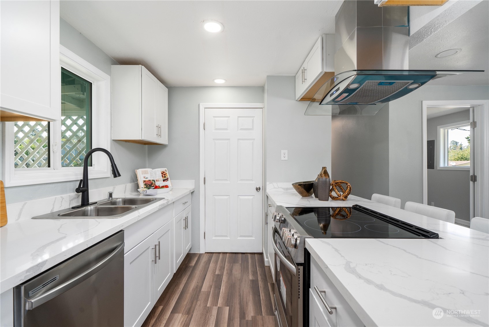 1905 SW 351st Street