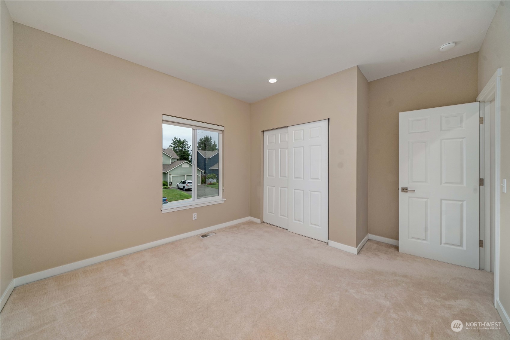 19410 6th Avenue S, -2150