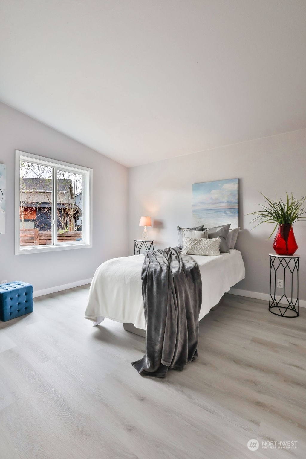 11826 Military Road S