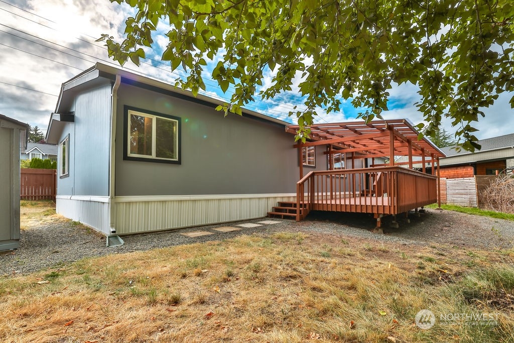 11826 Military Road S