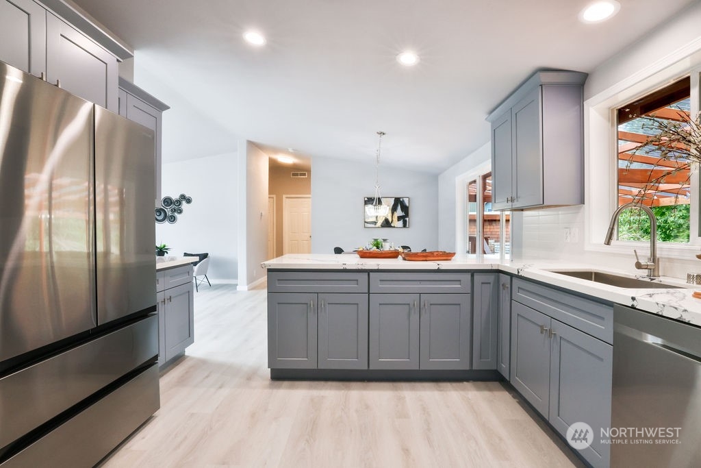 11826 Military Road S