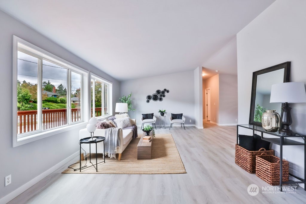 11826 Military Road S