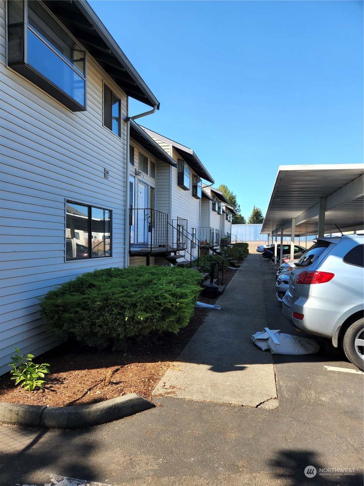 1313 W James Street #2