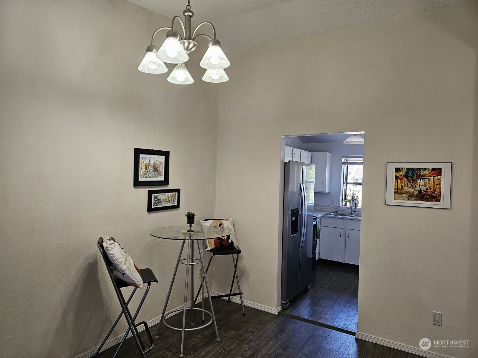 1313 W James Street #2