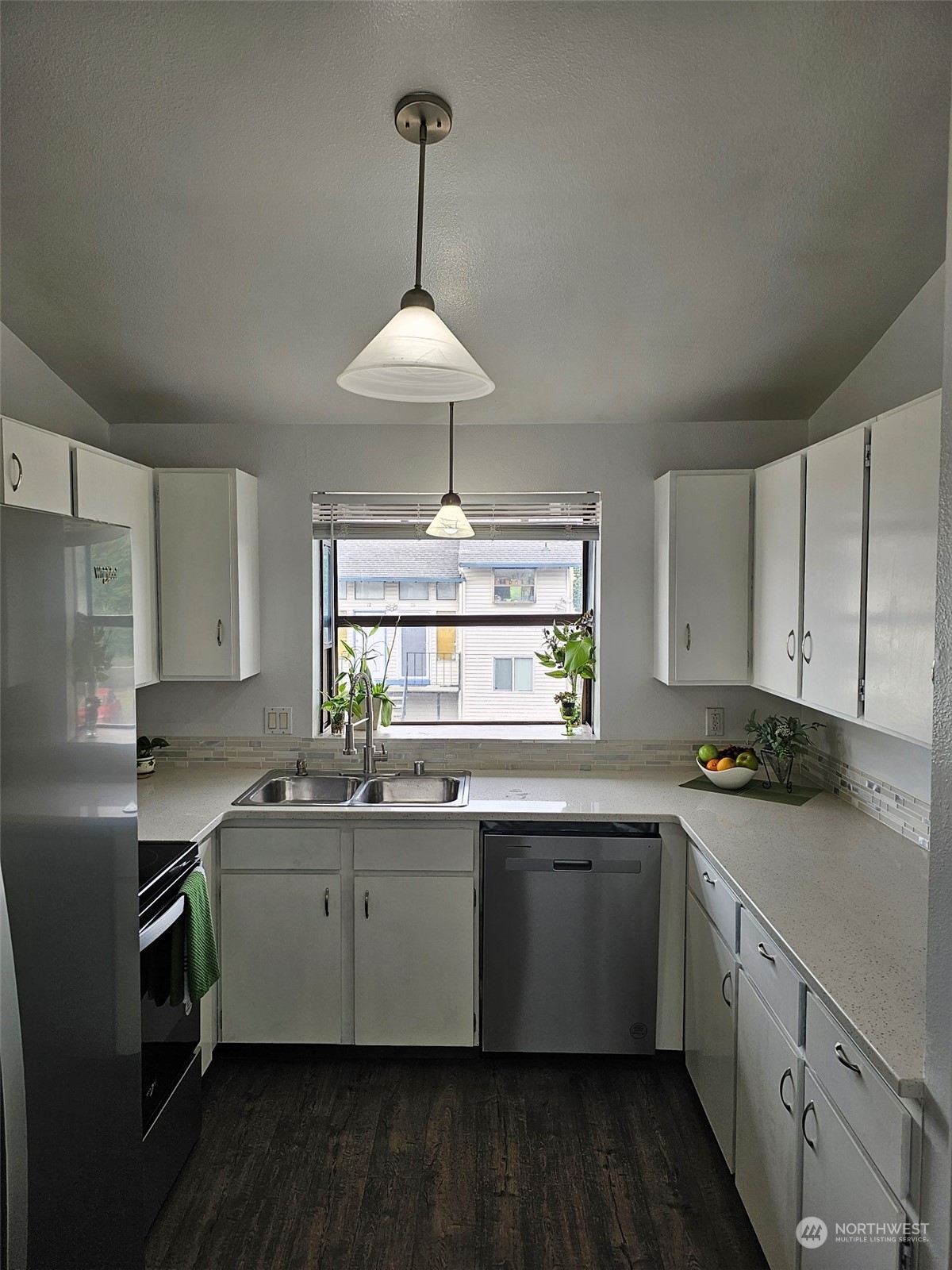 1313 W James Street #2