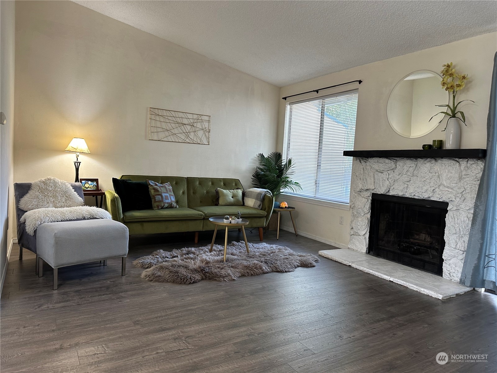 1313 W James Street #2