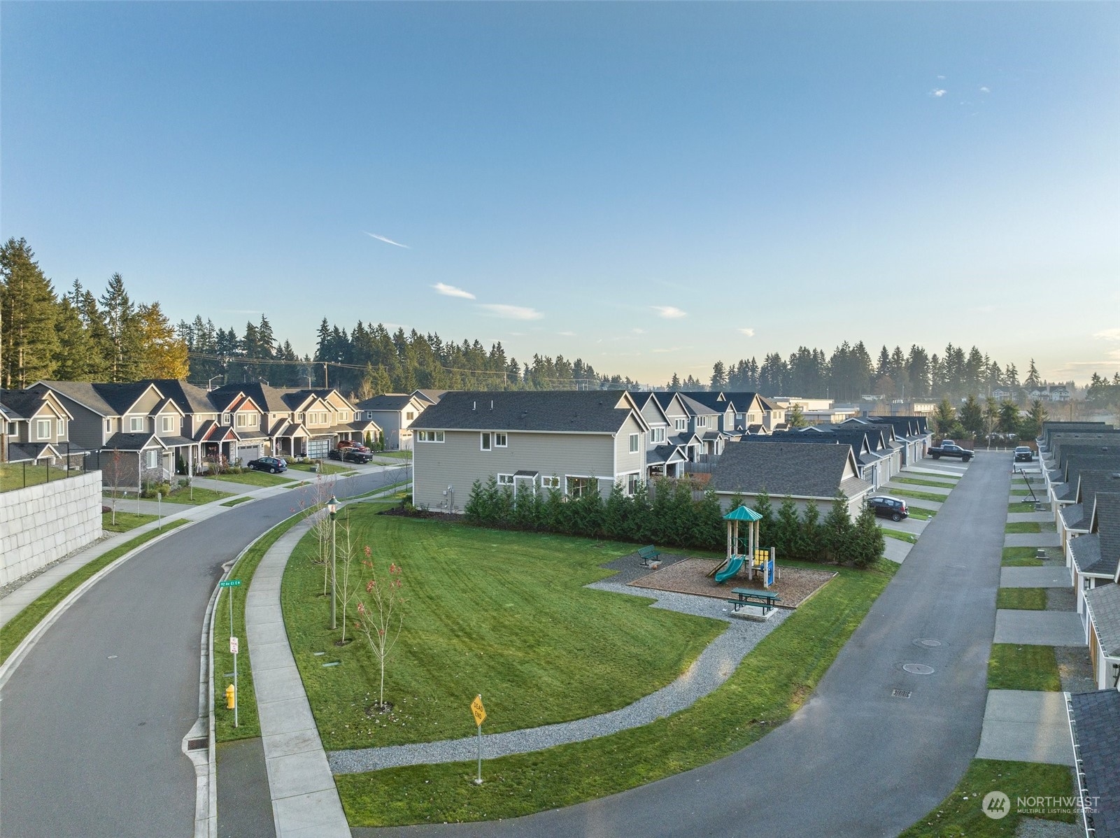 9117 120th St Ct E , -7907