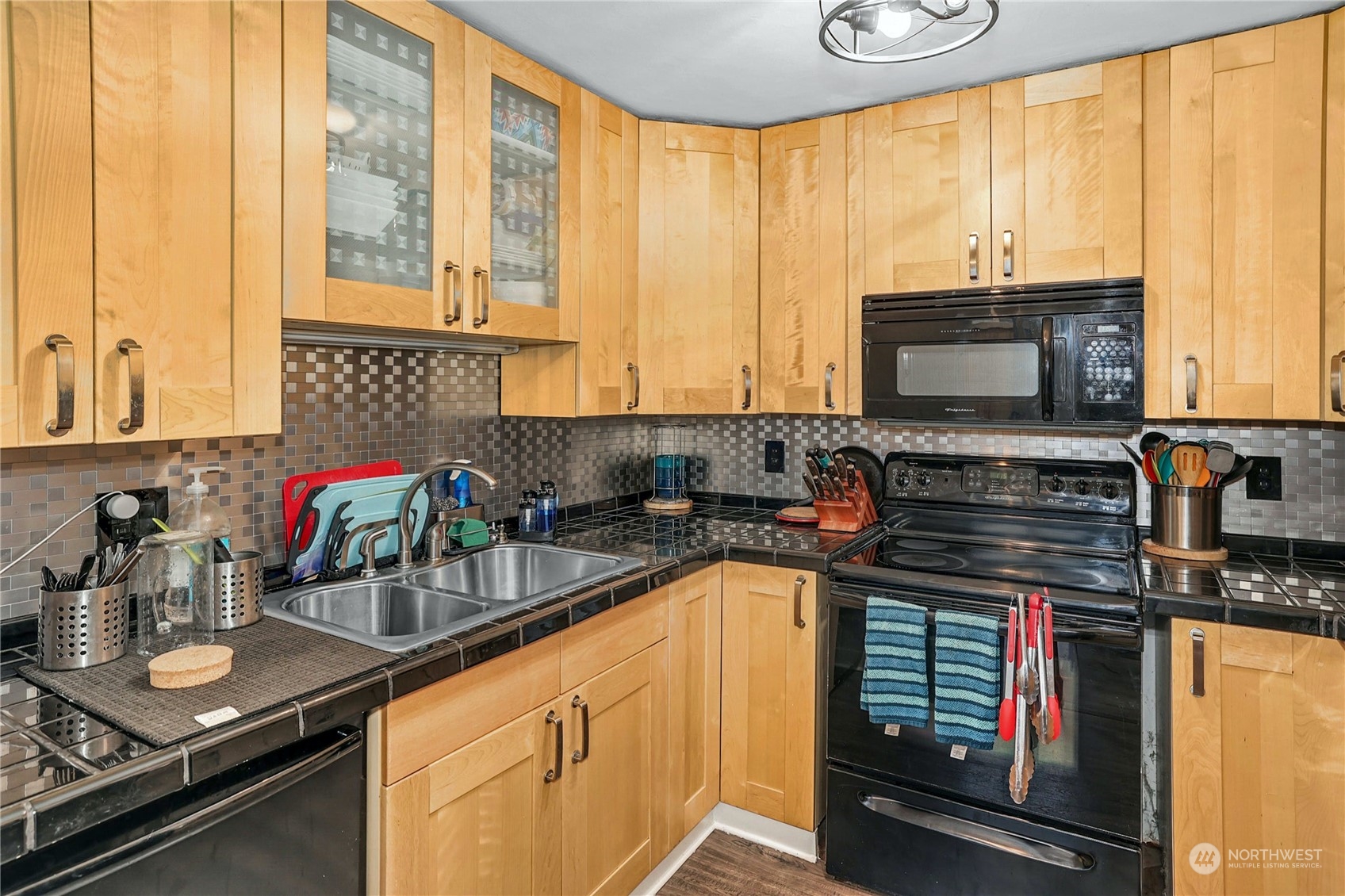 1901 M Street NE #1907