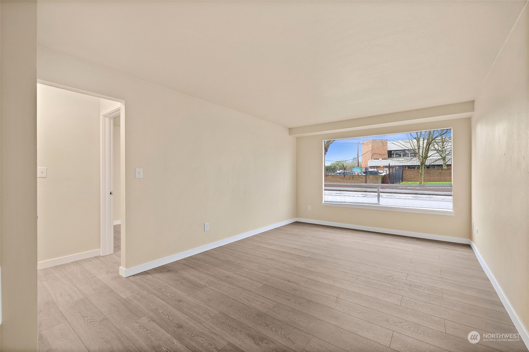 748 S Cloverdale Street #3