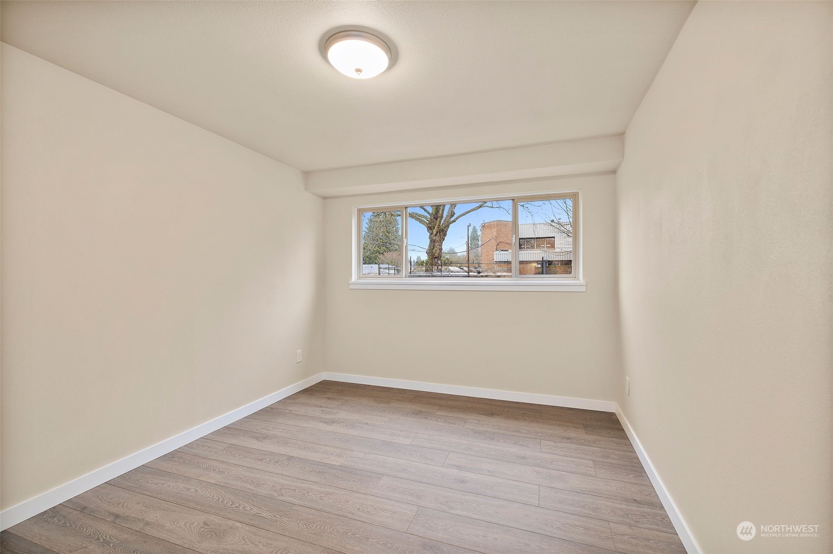 748 S Cloverdale Street #3