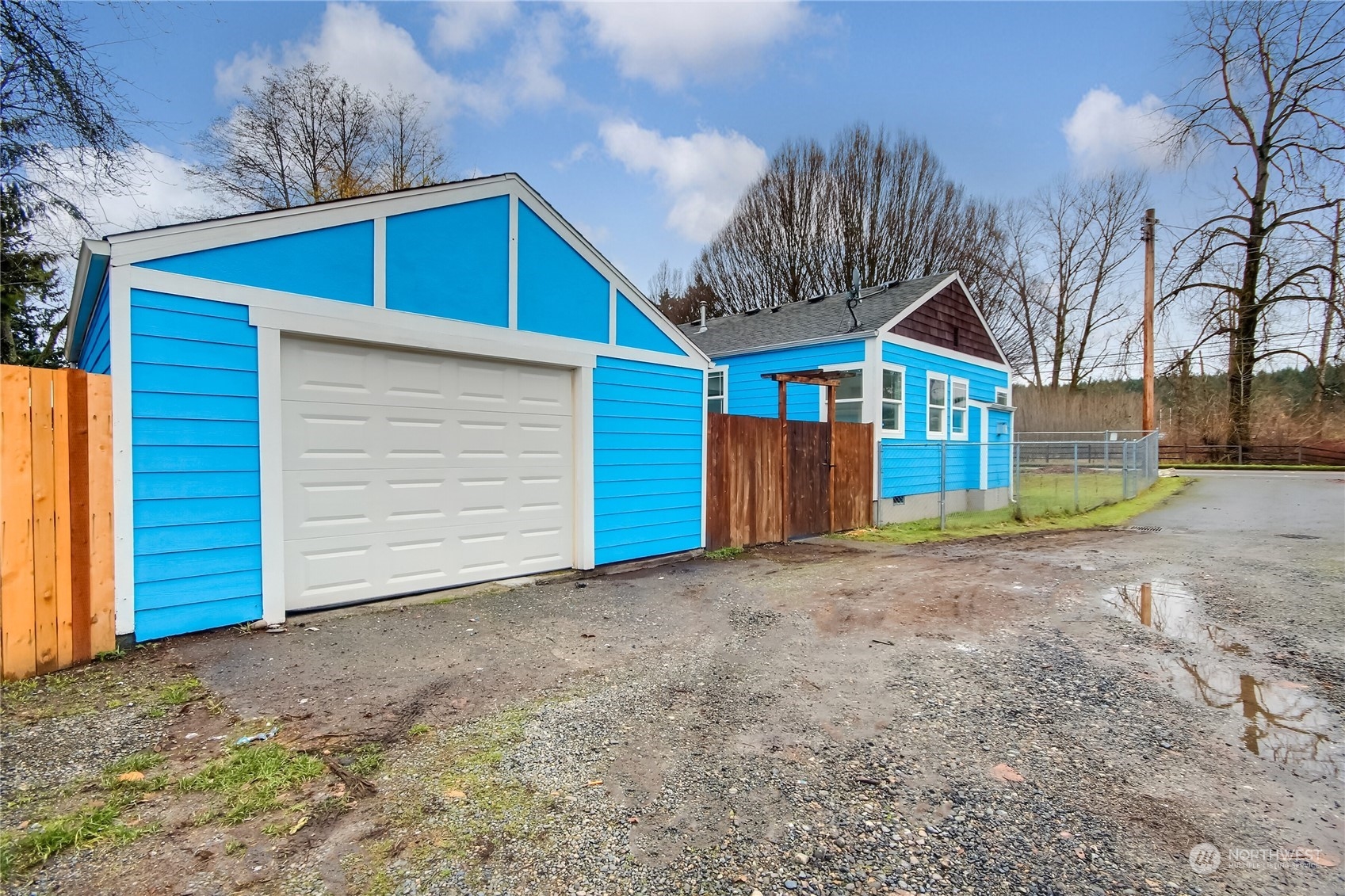 5408 E Portland Avenue