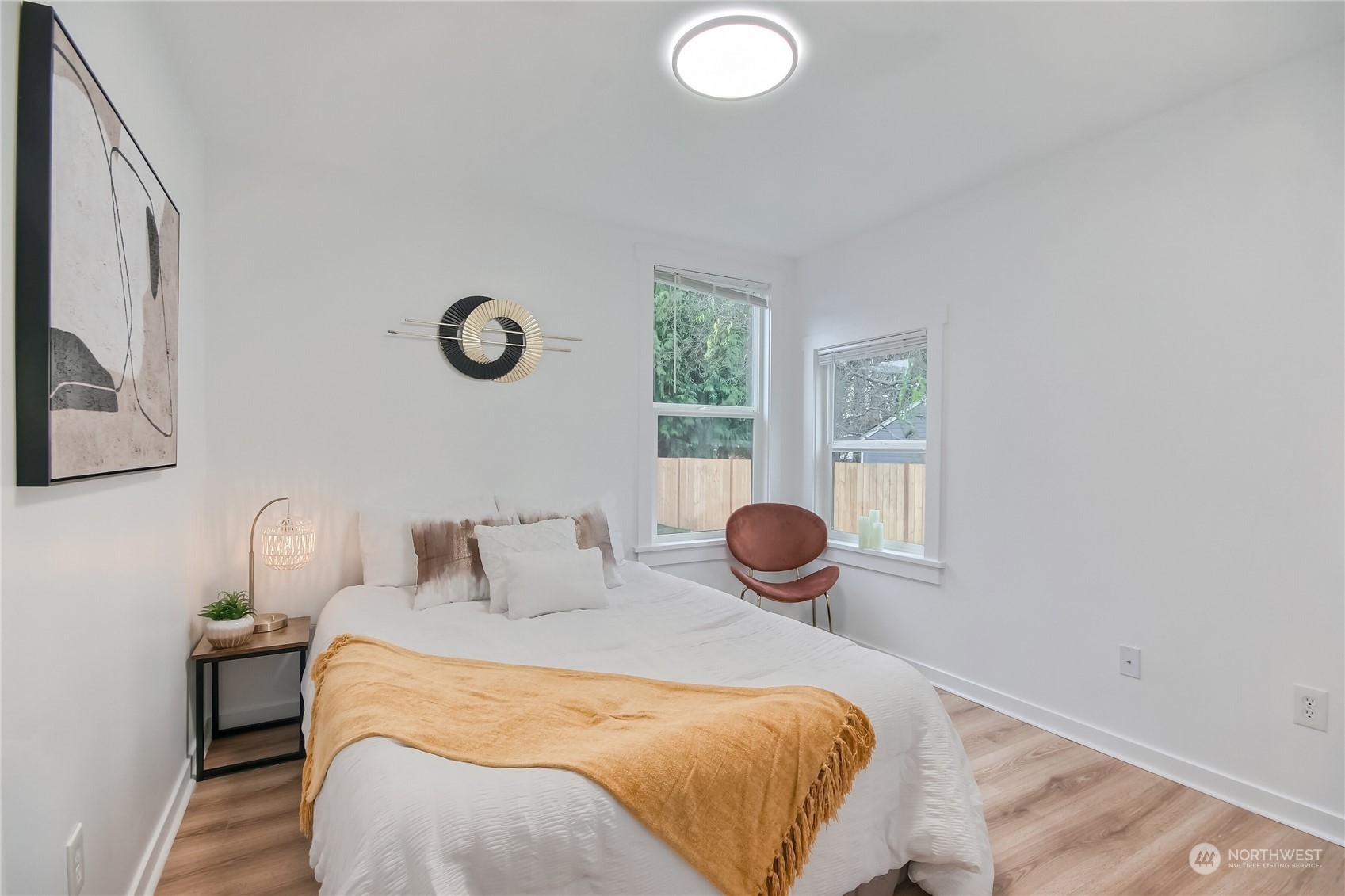 5408 E Portland Avenue