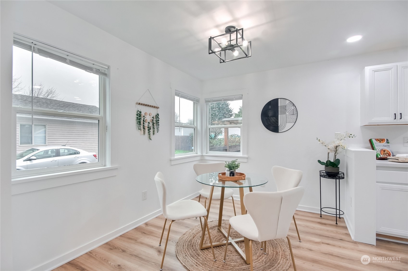 5408 E Portland Avenue