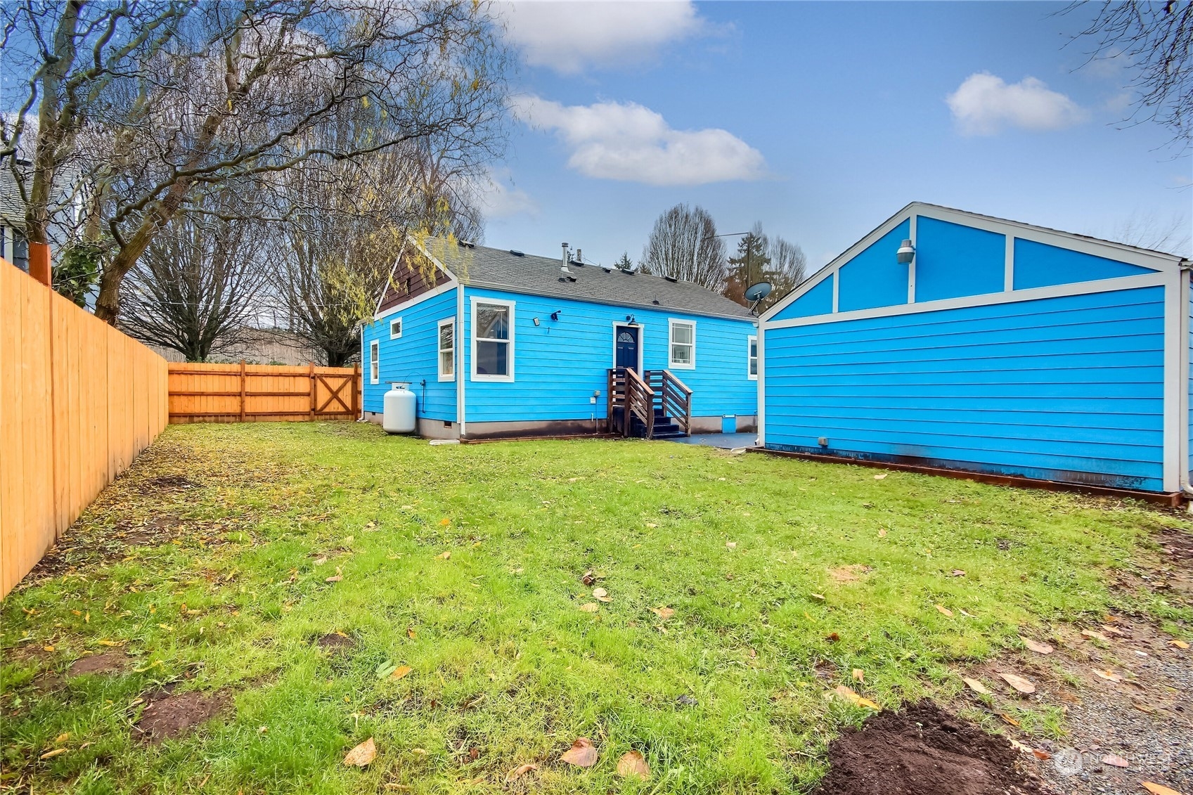 5408 E Portland Avenue