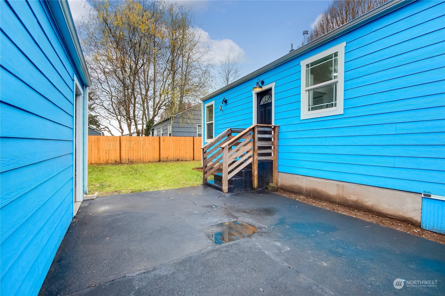 5408 E Portland Avenue