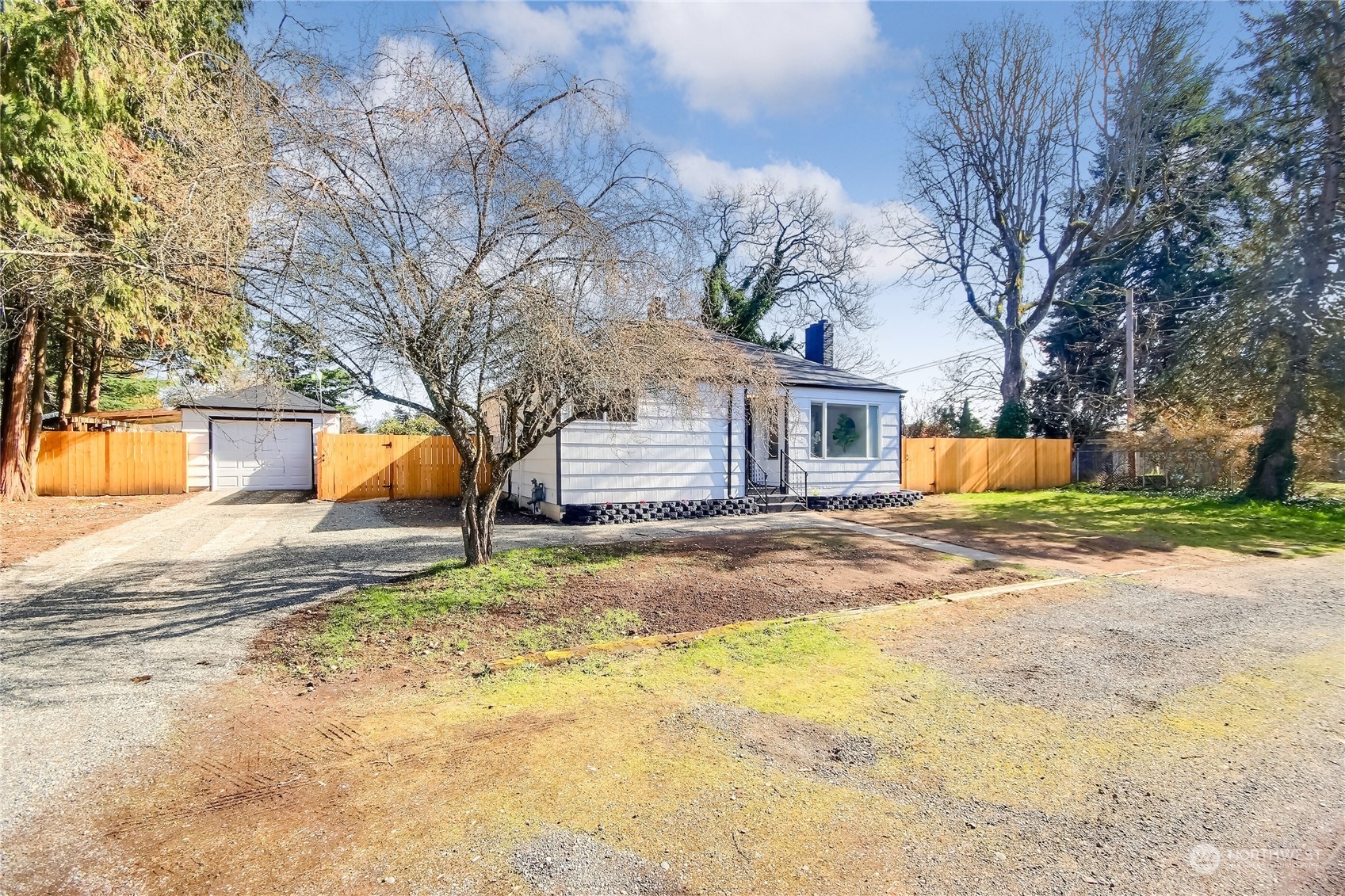 11515 Yakima Avenue S