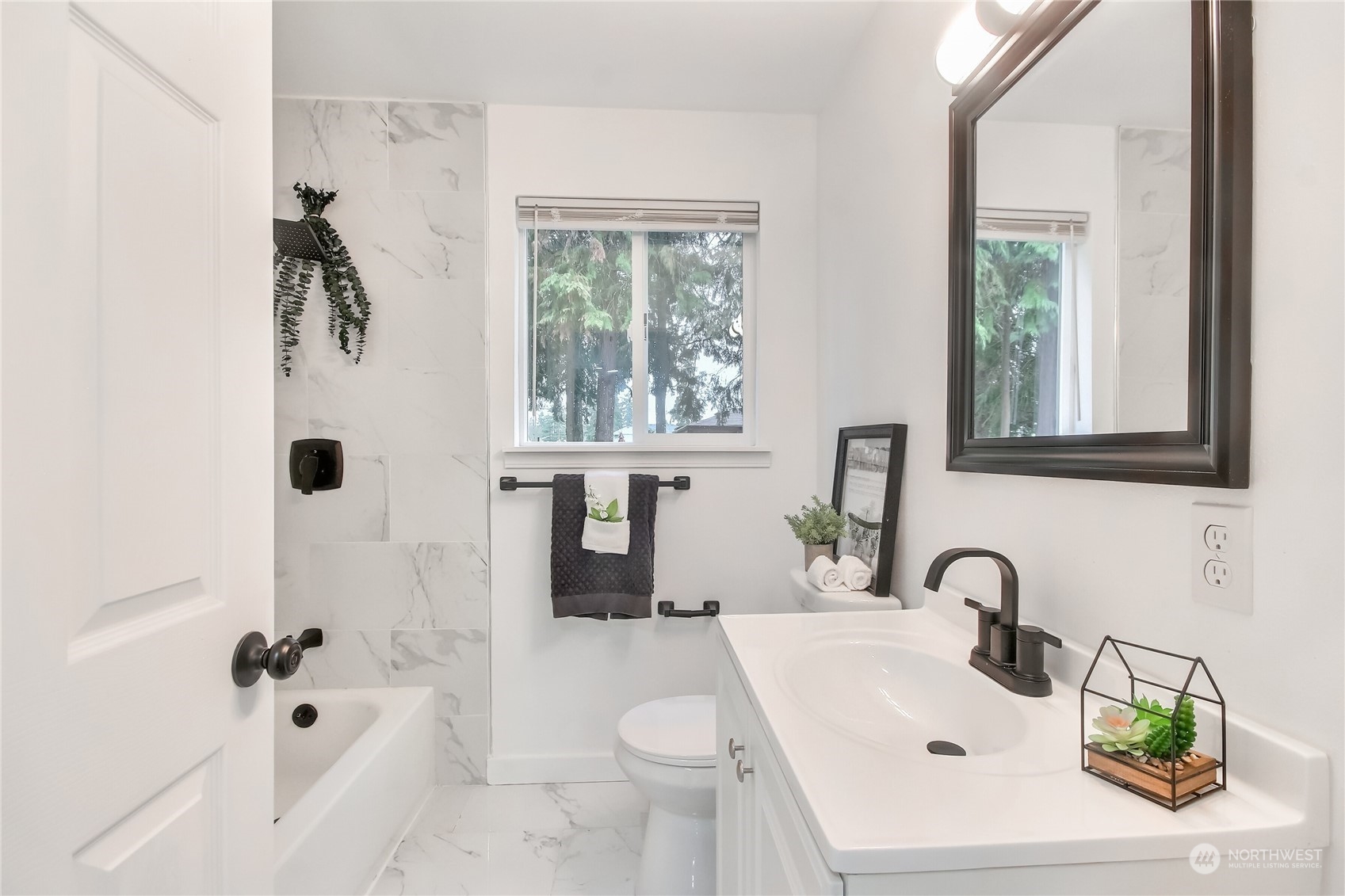 11515 Yakima Avenue S