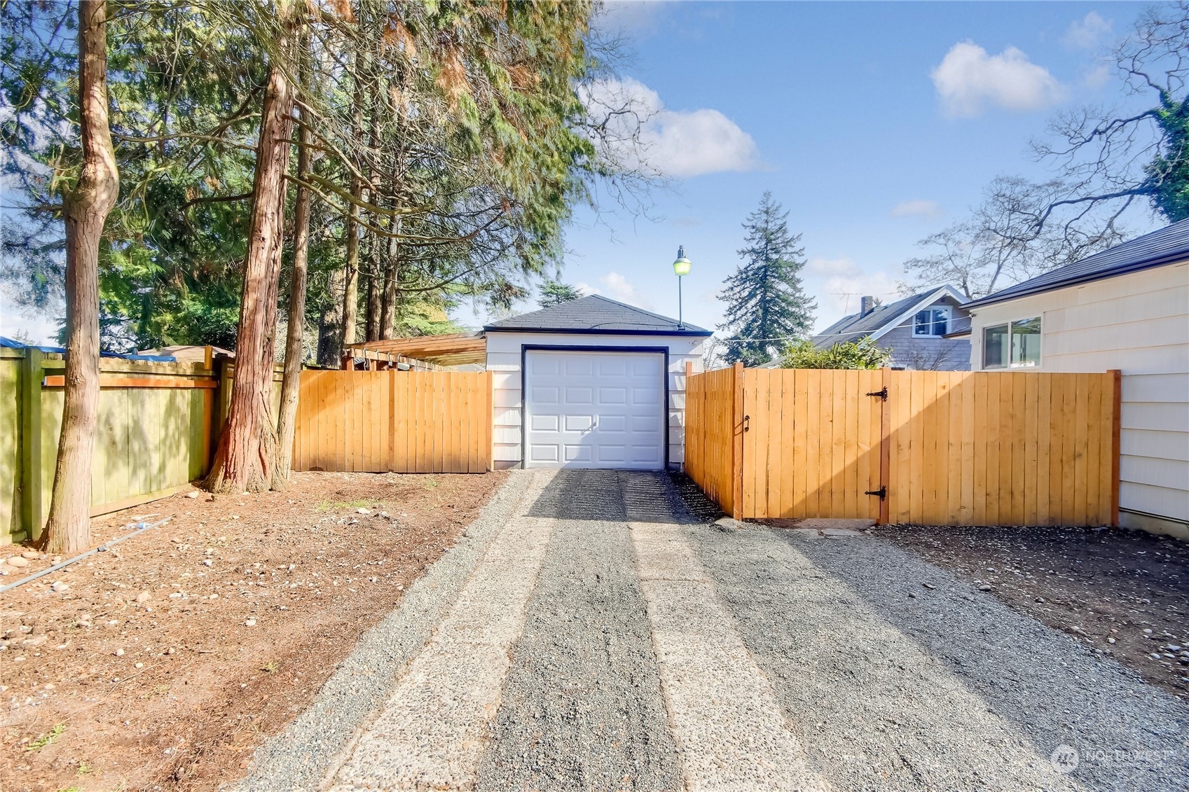 11515 Yakima Avenue S