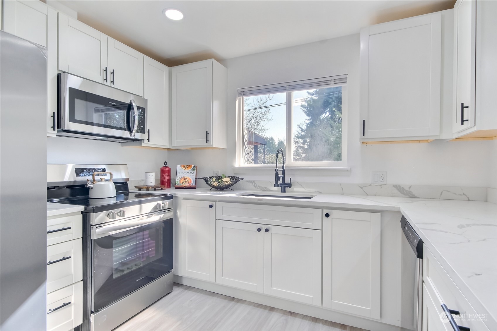 11515 Yakima Avenue S