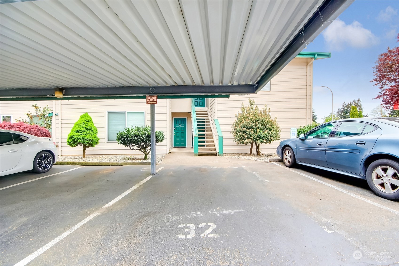 1102 8th Street NE #32