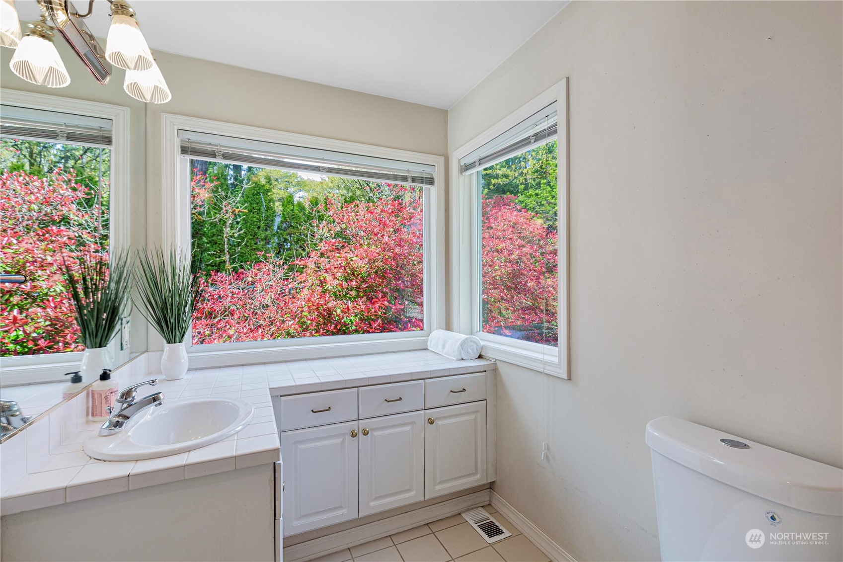 7323 Old Redmond Road Unit: 10-D