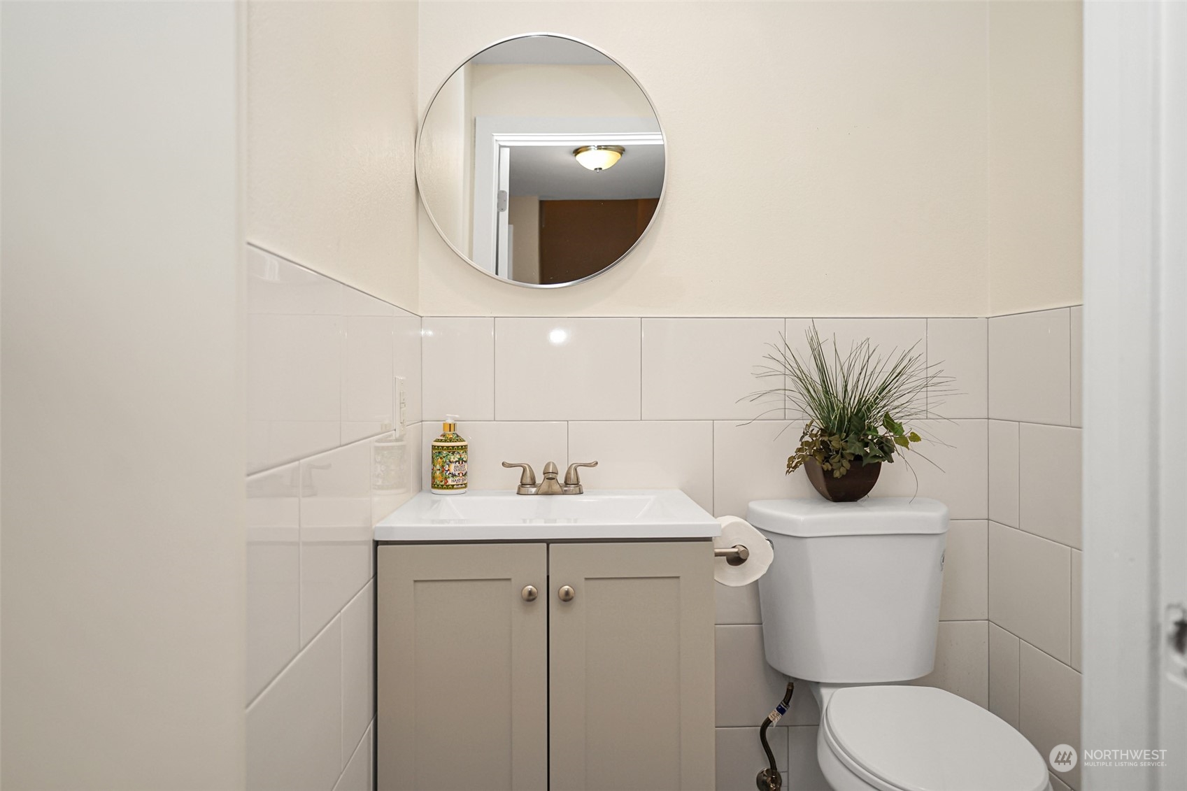 1505 W Casino Road #4