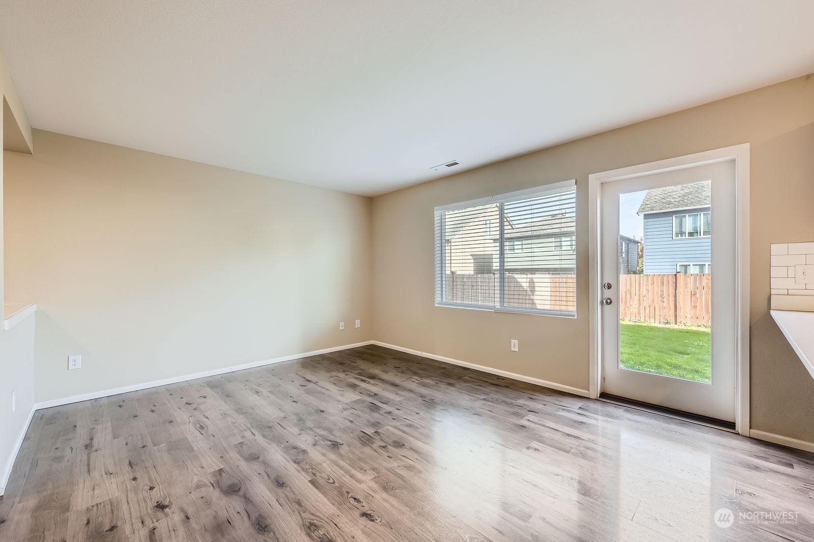 10545 190th Street E