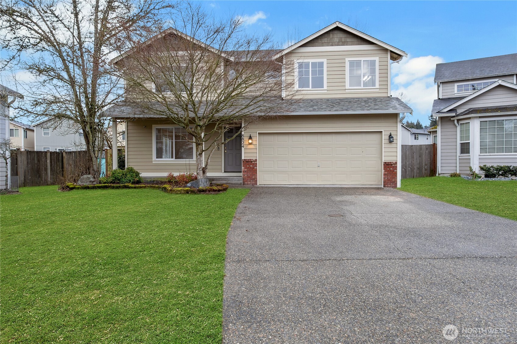 8824 161st Street Ct E