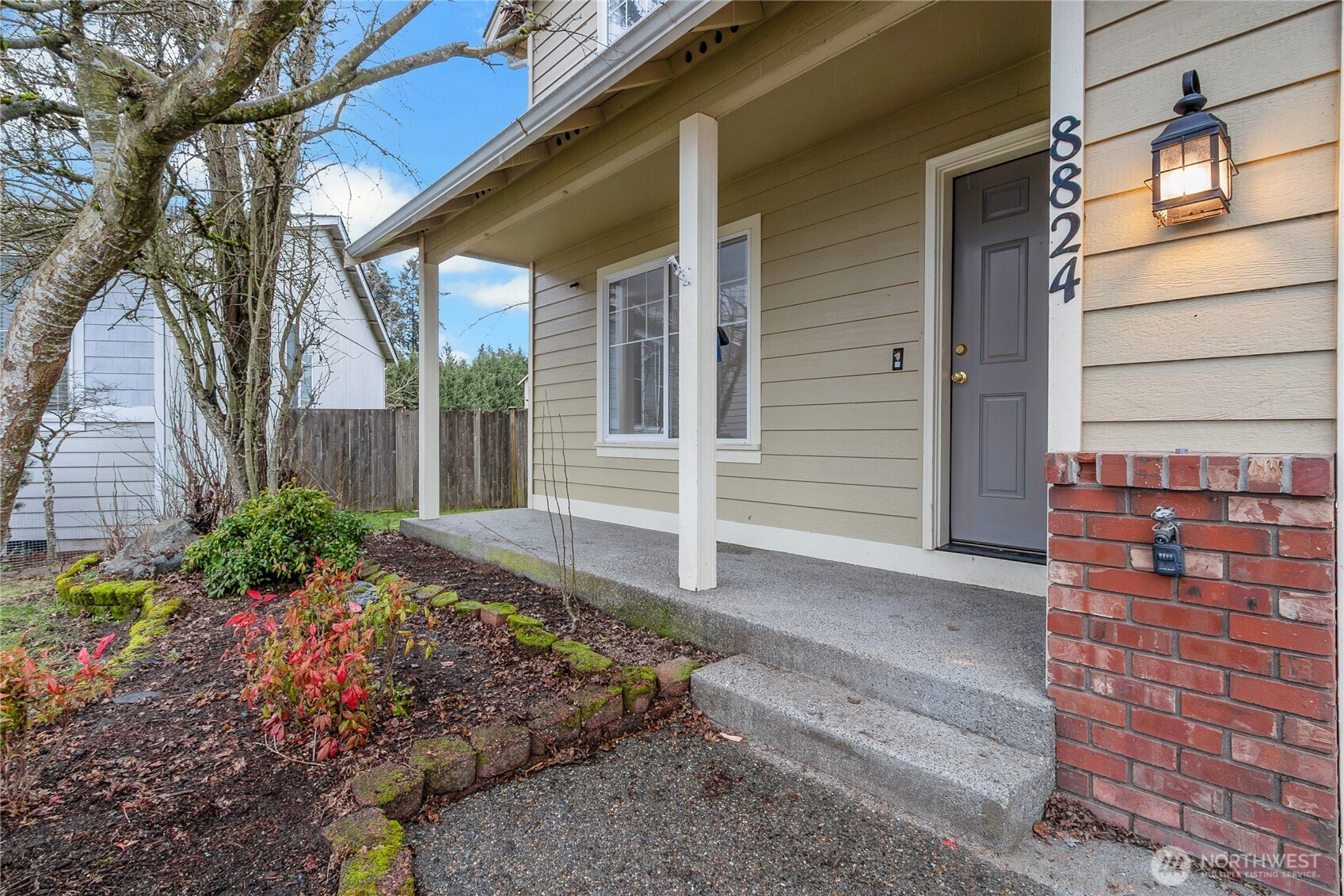 8824 161st Street Ct E