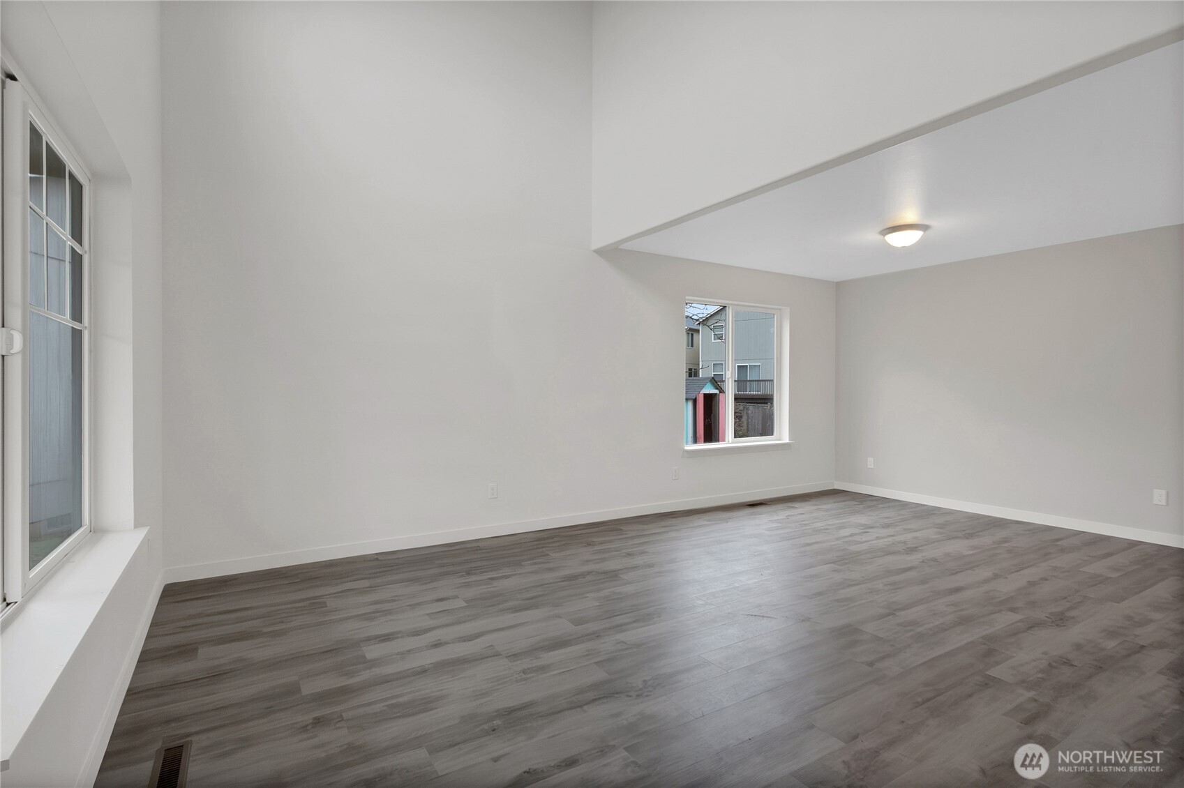 8824 161st Street Ct E