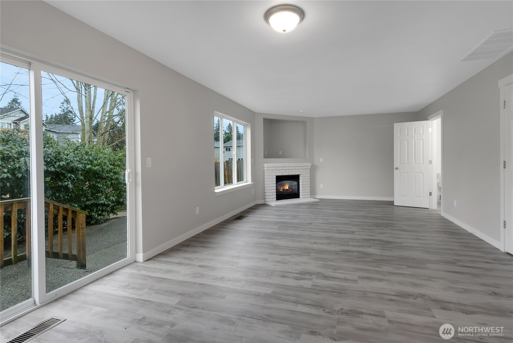 8824 161st Street Ct E