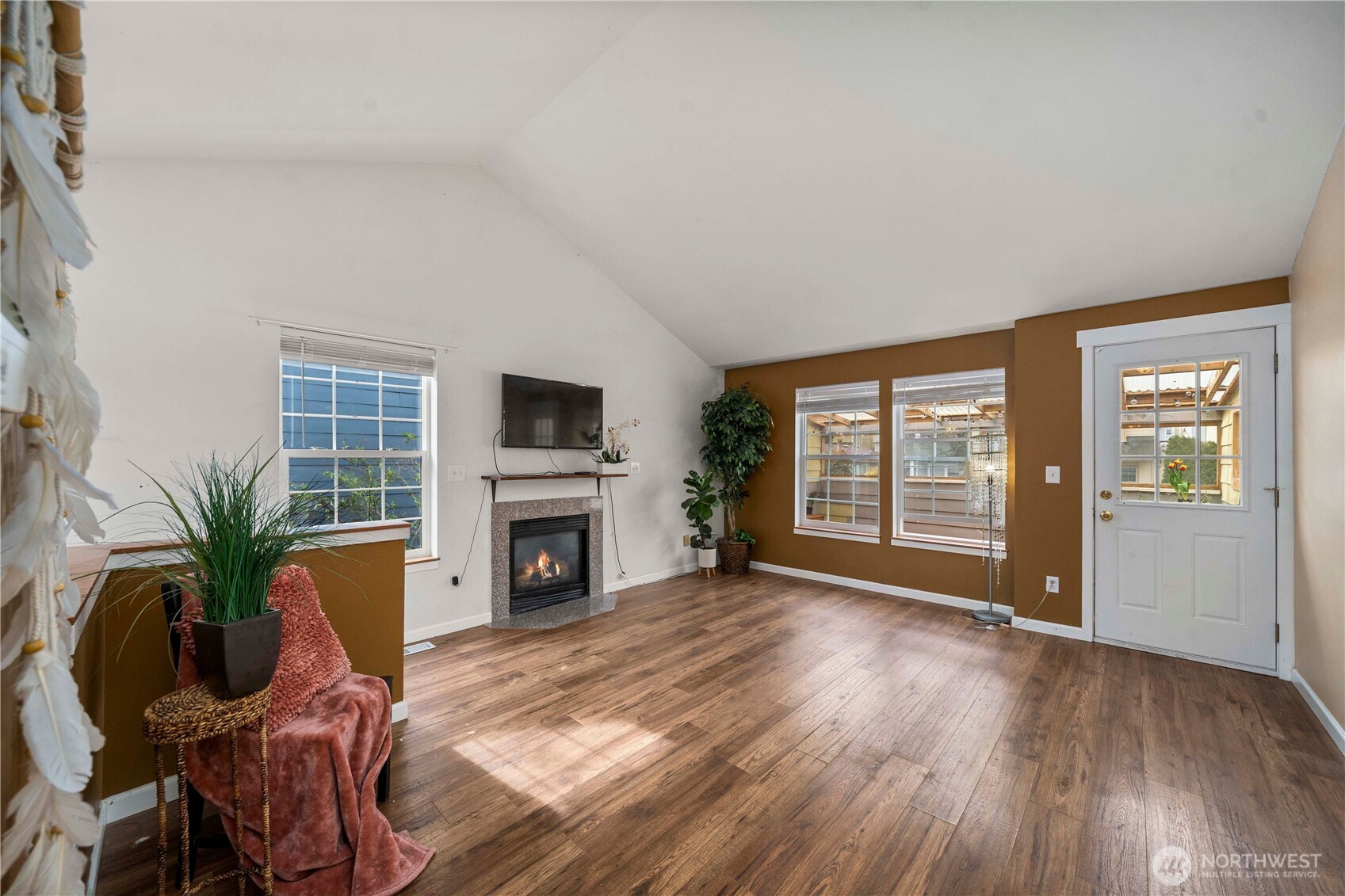 10046 17th Avenue SW