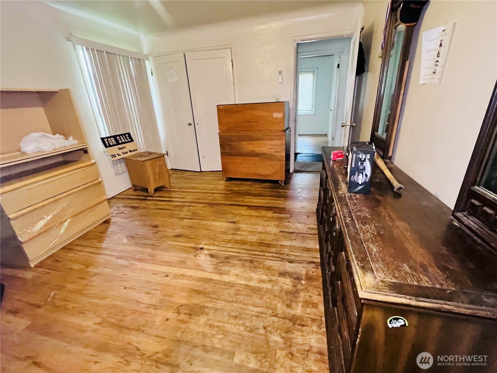 723 Violet Meadow Street S