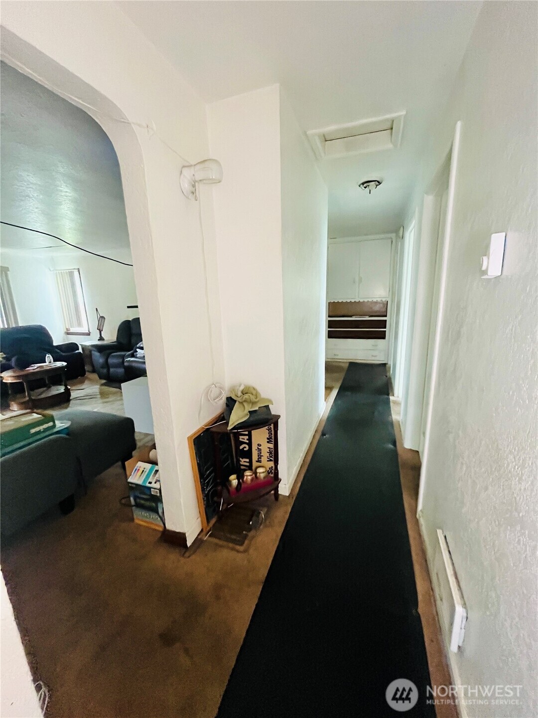 723 Violet Meadow Street S