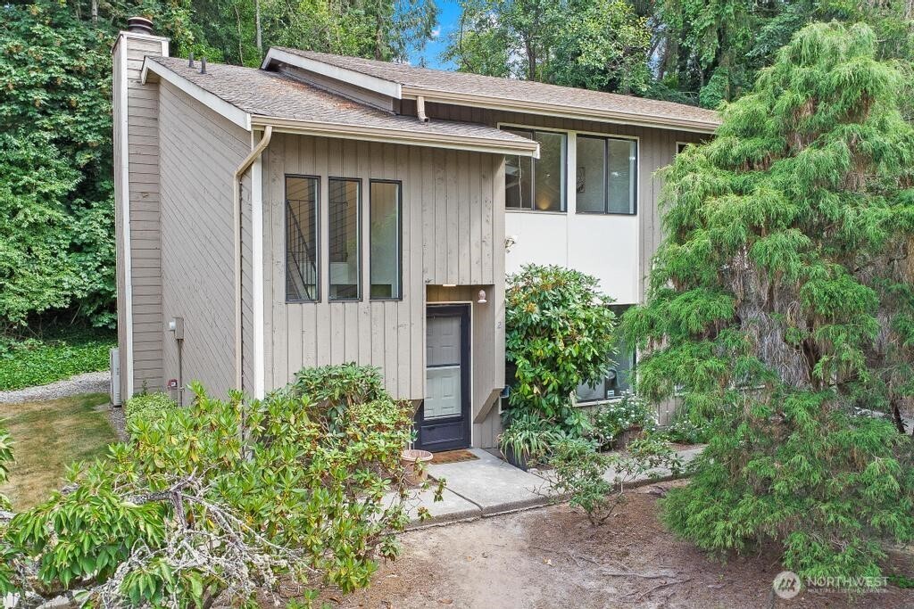 1800 Grant Avenue S Unit: G2