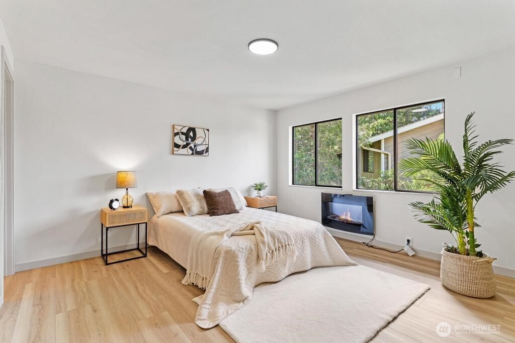 1800 Grant Avenue S Unit: G2