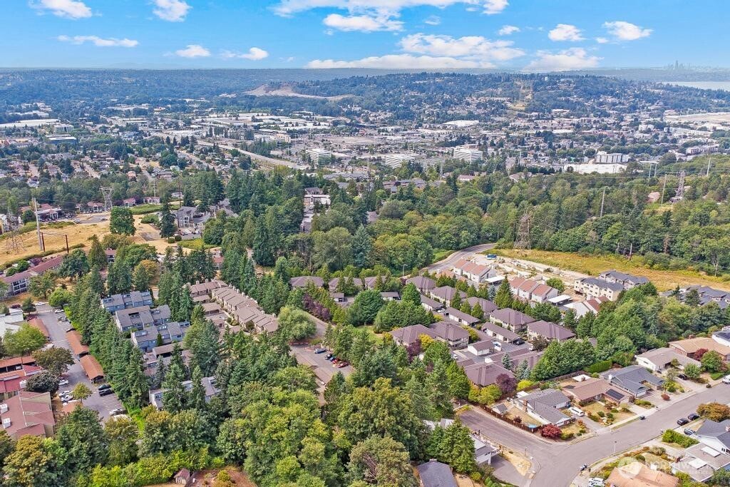 1800 Grant Avenue S Unit: G2