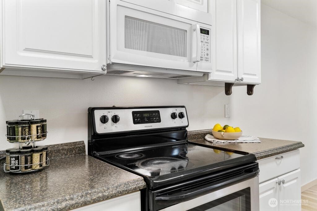 1800 Grant Avenue S Unit: G2