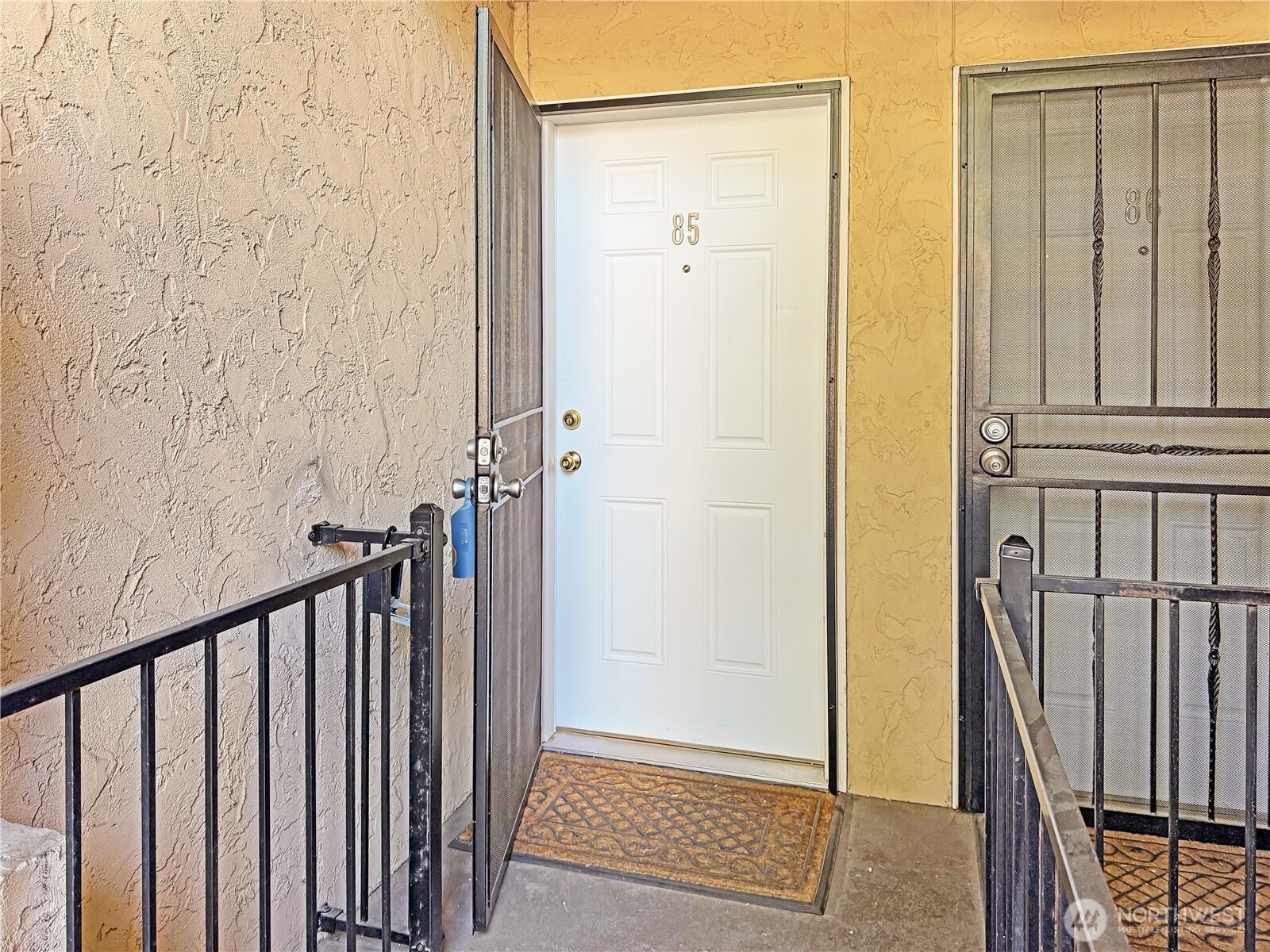 12611 NE 145th Place Unit: H85