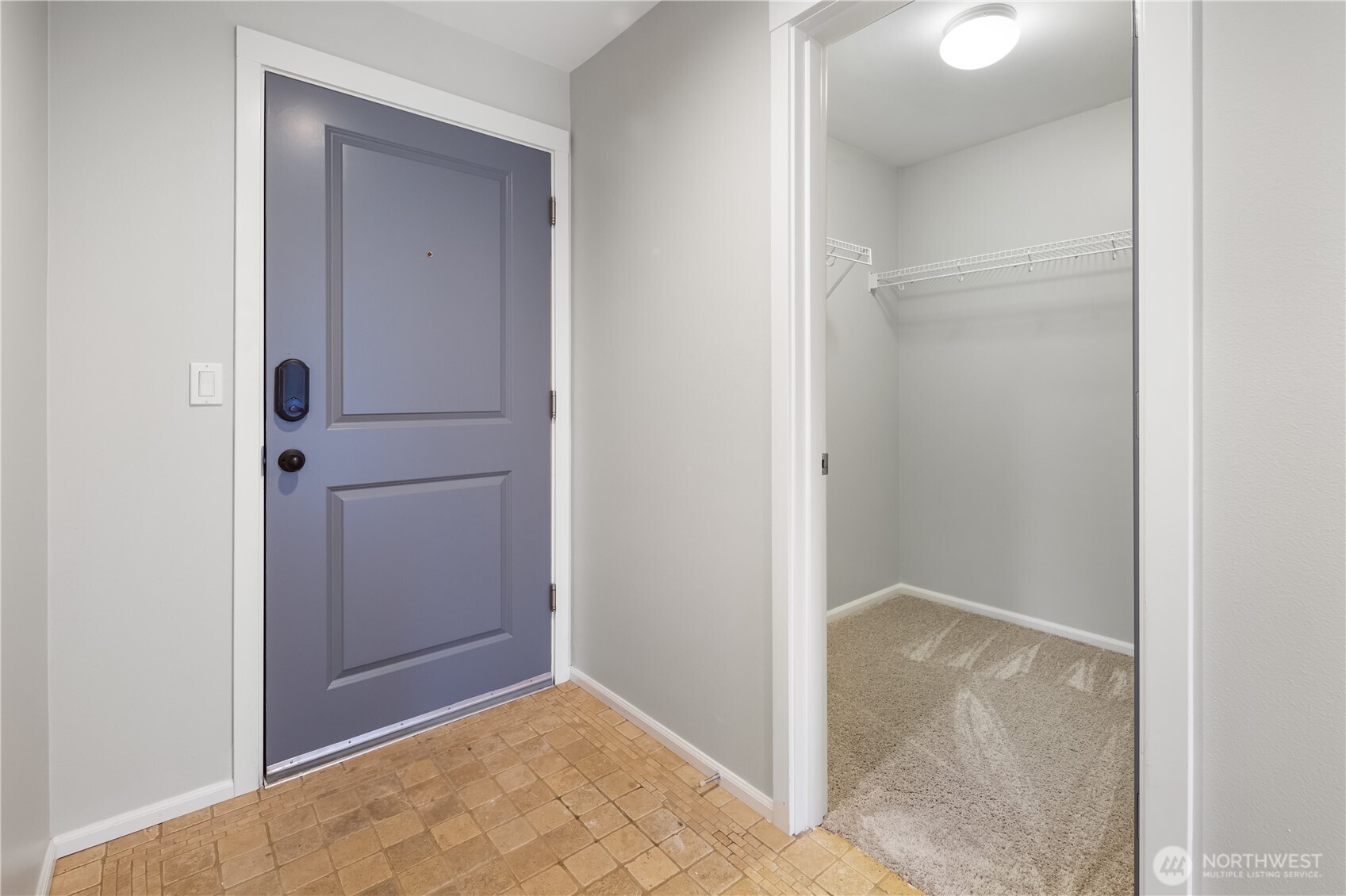 10549 Stone Avenue N Unit: 202