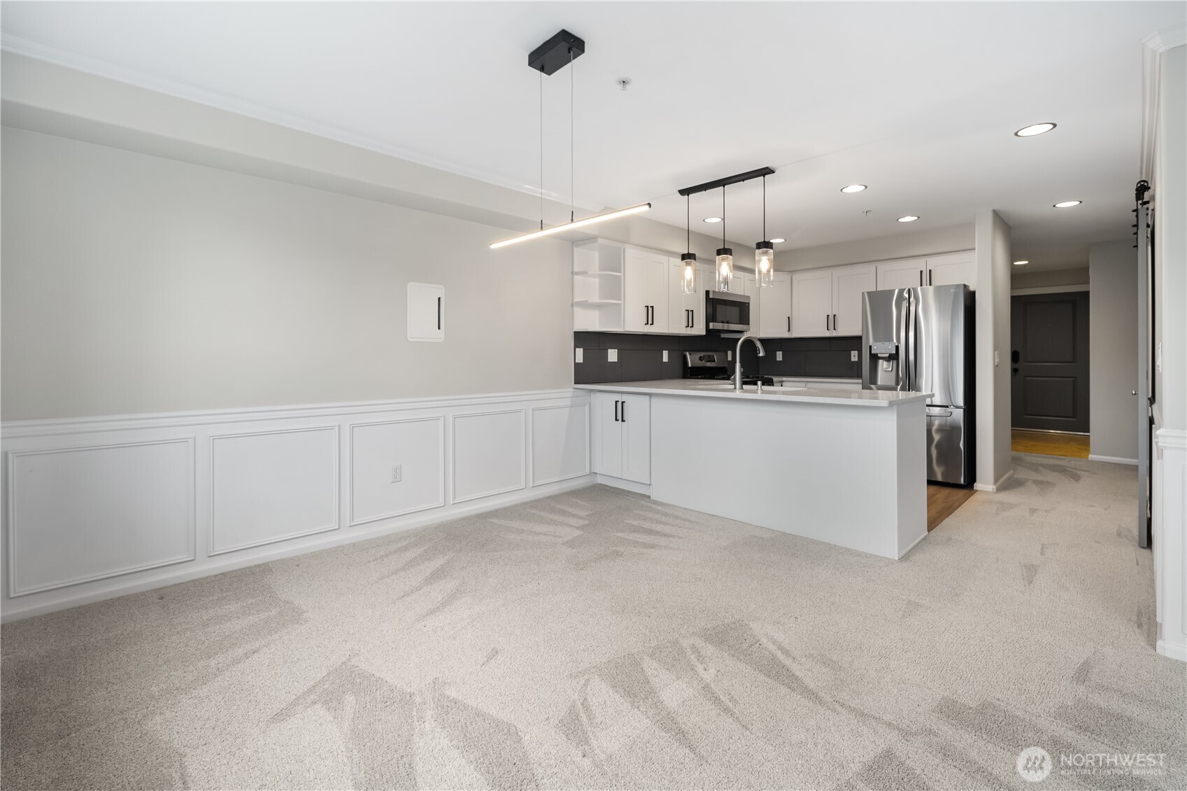 10549 Stone Avenue N Unit: 202