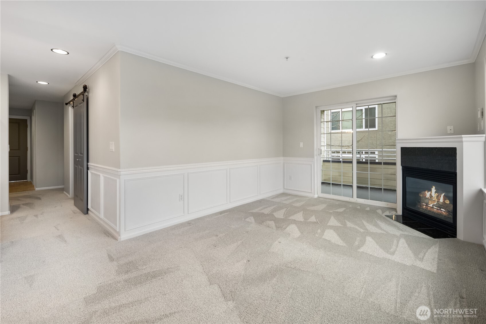 10549 Stone Avenue N Unit: 202