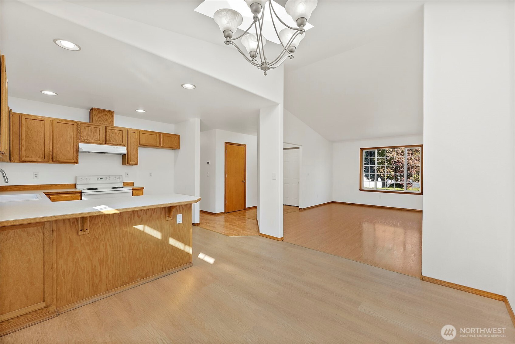 10102 8th Avenue Ct S