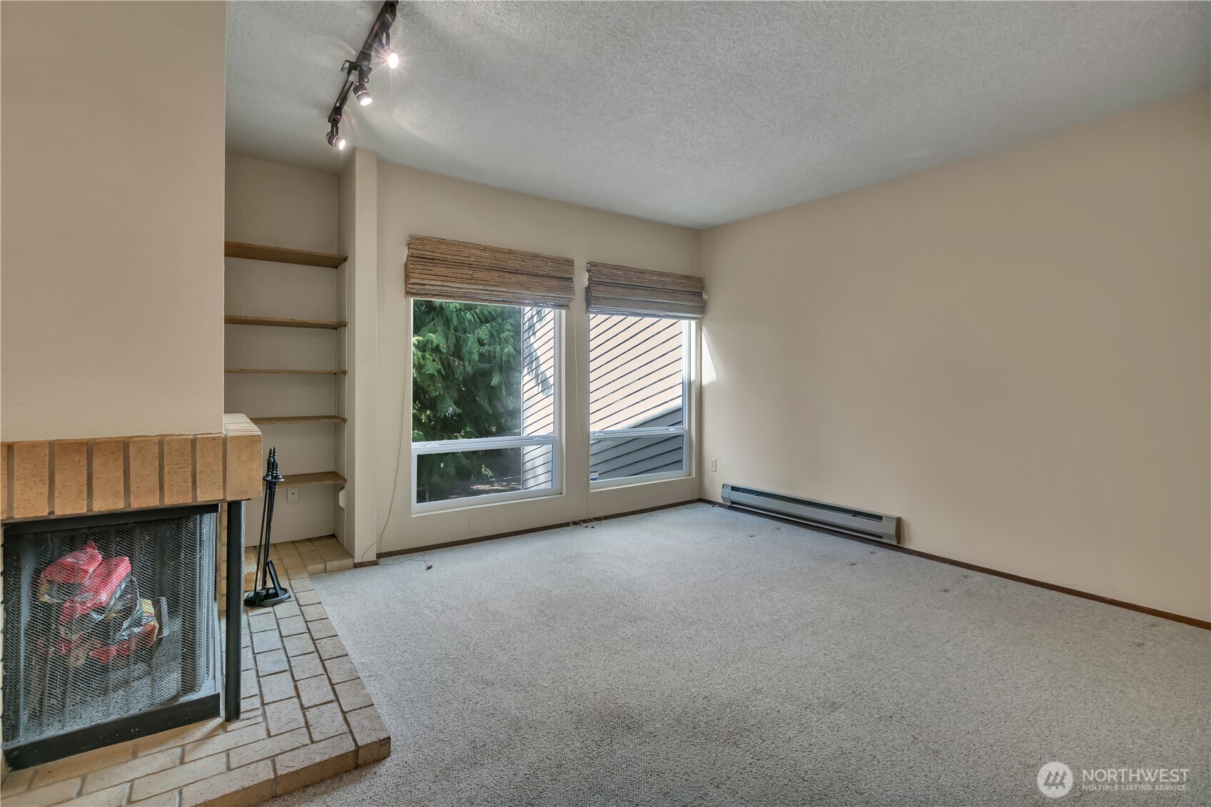 15711 4th Avenue S Unit: 22